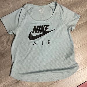 Nike tshirt